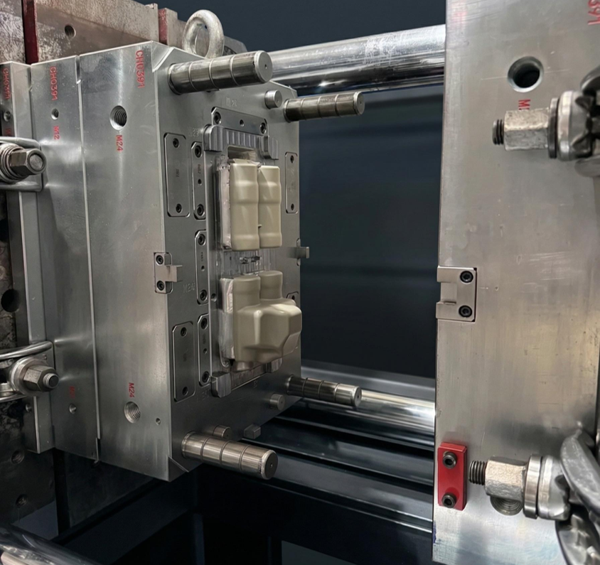 NODBOX injection mould tooling